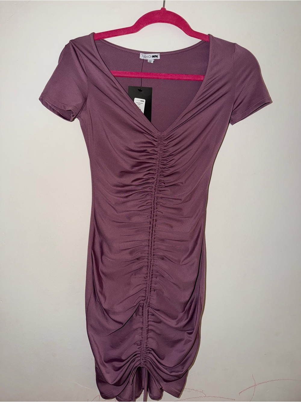 Fashion Nova Mauve Ruched V‑Neck Short Sleeve Dress